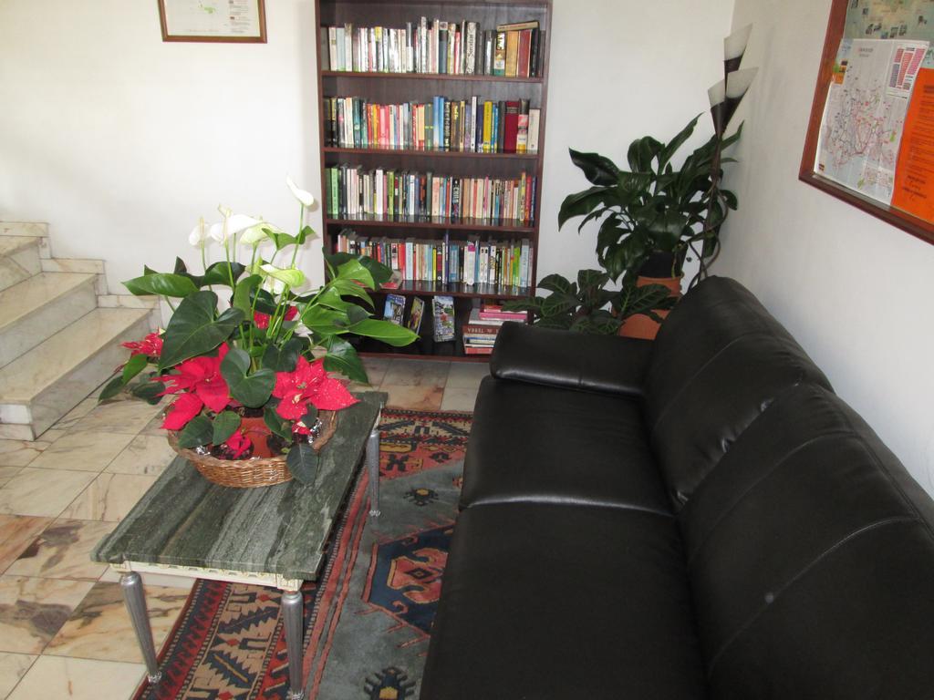 Pensao Residencial Vila Teresinha Funchal  Værelse billede