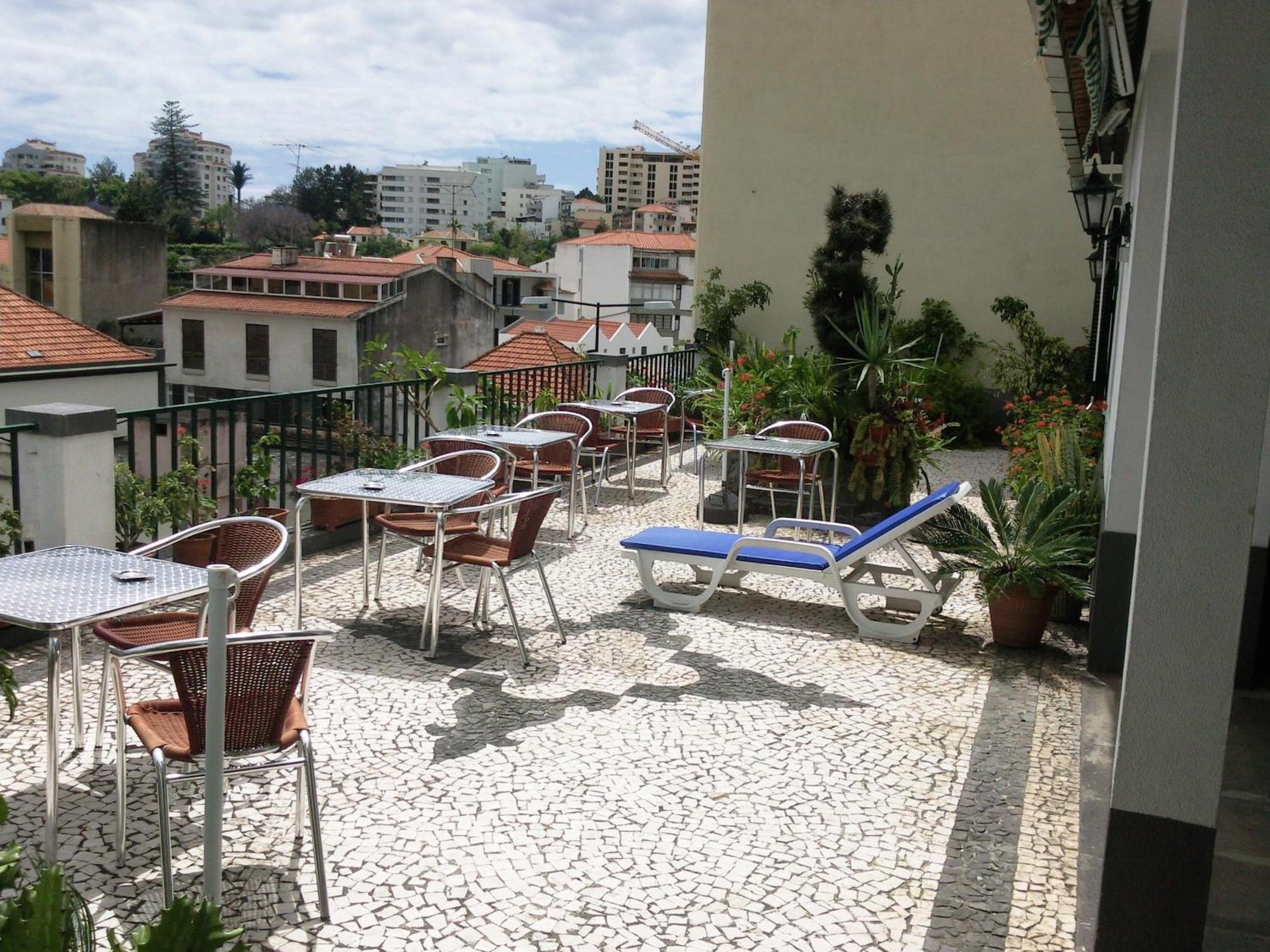 Pensao Residencial Vila Teresinha Funchal  Eksteriør billede