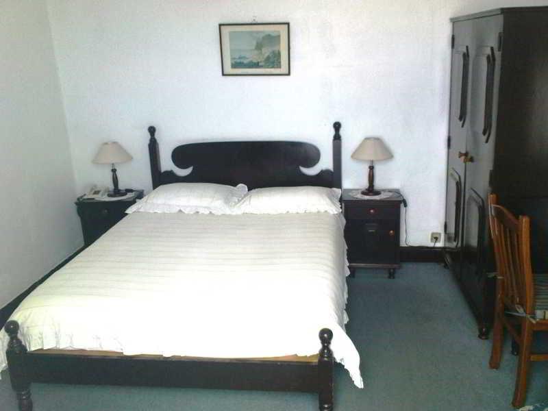 Pensao Residencial Vila Teresinha Funchal  Eksteriør billede
