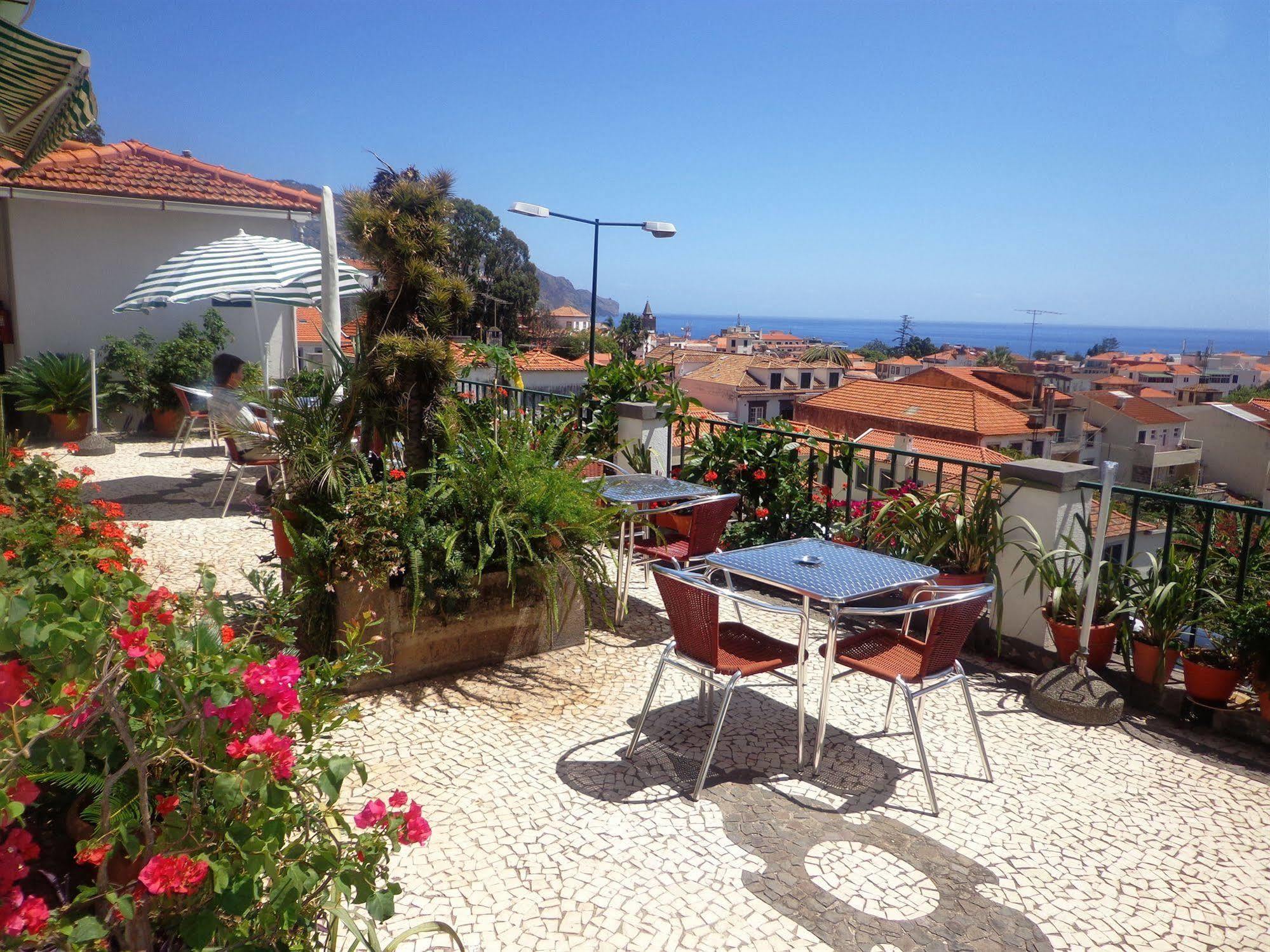 Pensao Residencial Vila Teresinha Funchal  Eksteriør billede